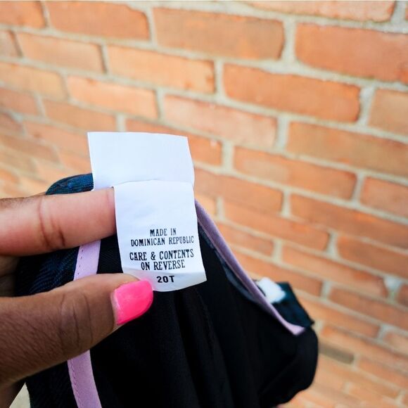 New Flynn O'Hara Green Multicolored Plaid Academia Skirt. - Picture 10 of 16